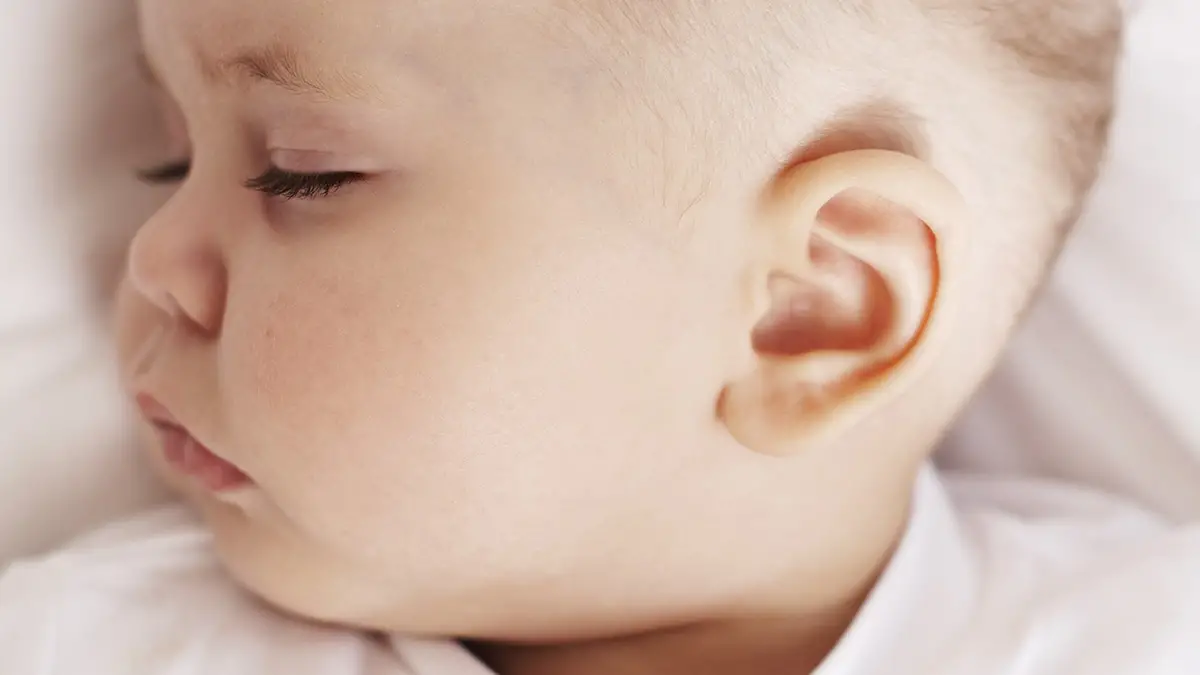 Treat Ear Infection in Babies: Antibiotics &  Home Remedies ...